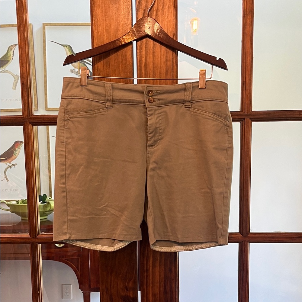 Charter Club Women's Green Bermuda Shorts